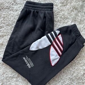 ADIDAS European Ankle Joggers / Sweatpants